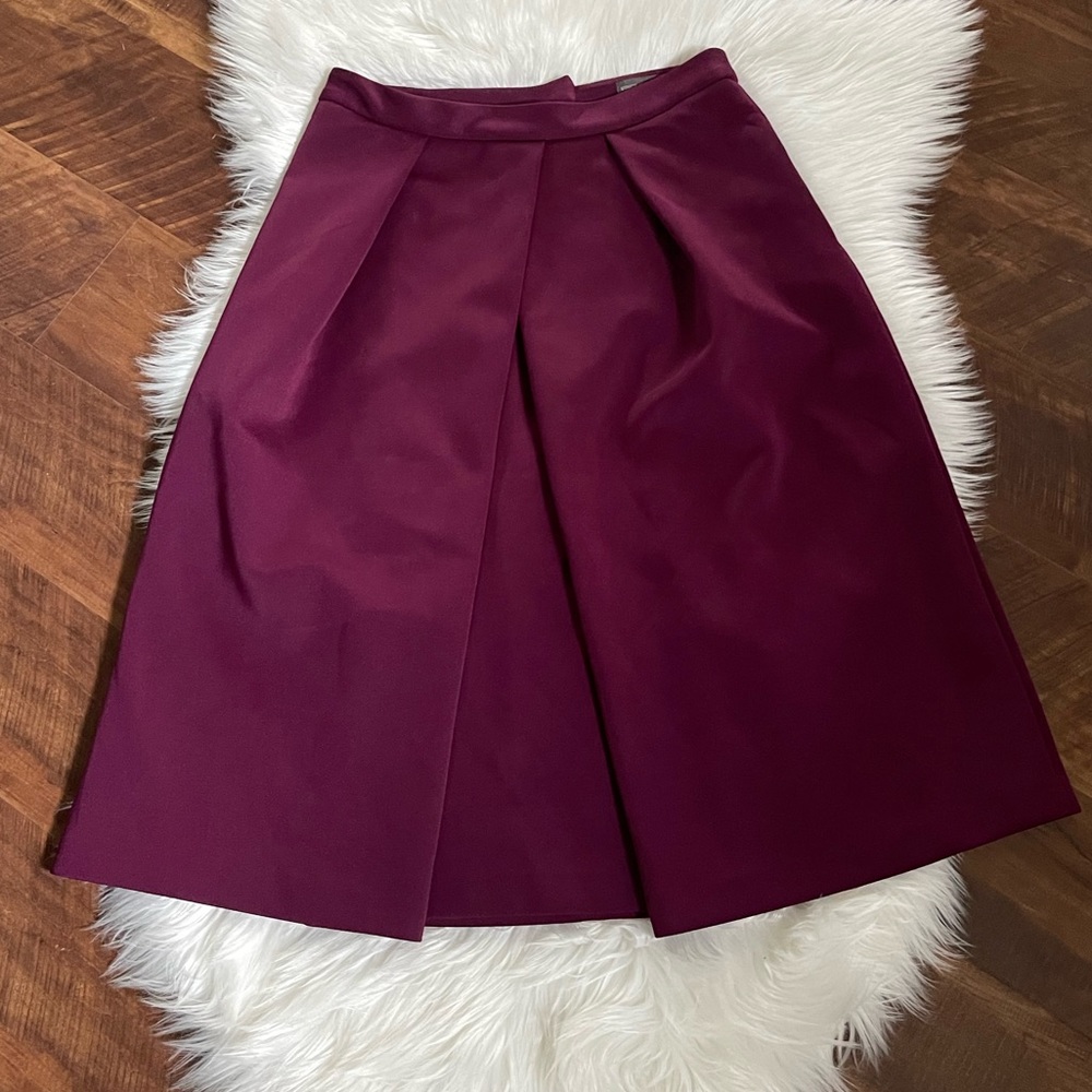 Vince Camuto peplum skirt 4P